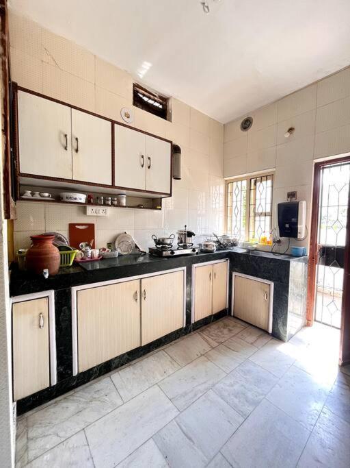 Gauranga Kutir-A Spiritual Villa Retreat بوهفانيشفار المظهر الخارجي الصورة