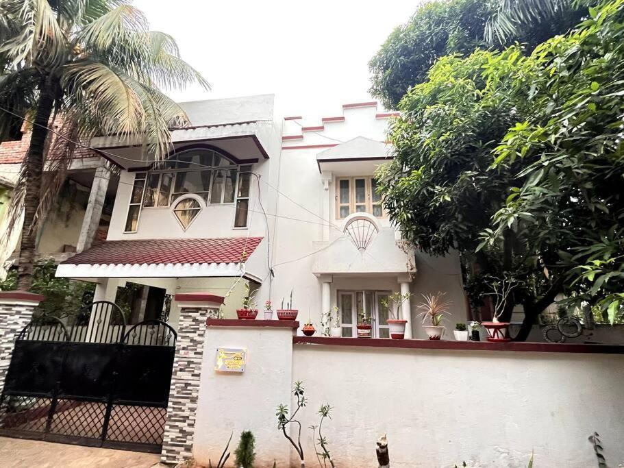 Gauranga Kutir-A Spiritual Villa Retreat بوهفانيشفار المظهر الخارجي الصورة